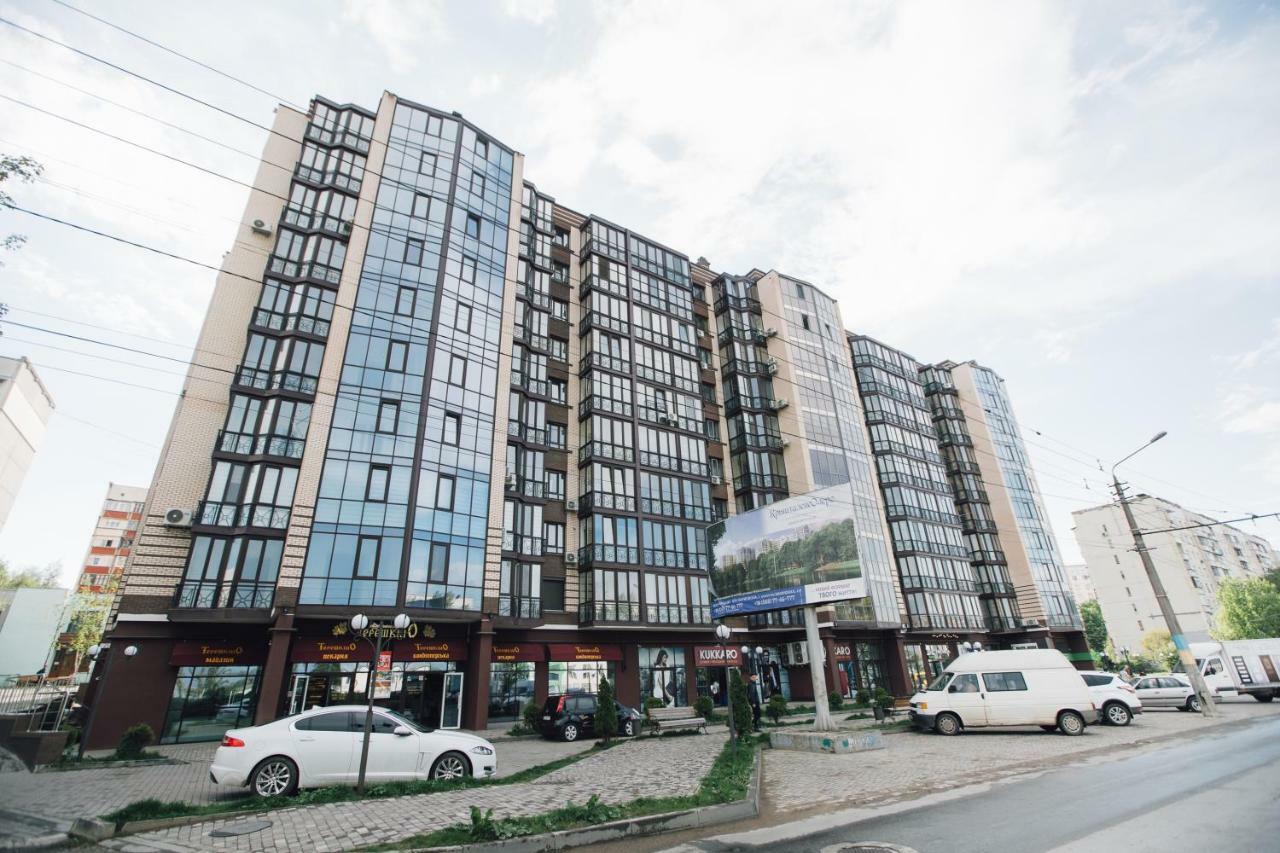 Atlant Apartments Chernivtsi Exterior foto